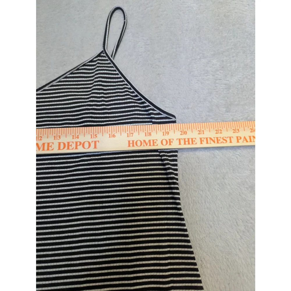 Unbranded this pre